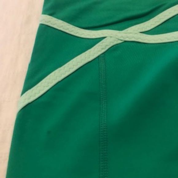 Lululemon Crops - Picture 6 of 10